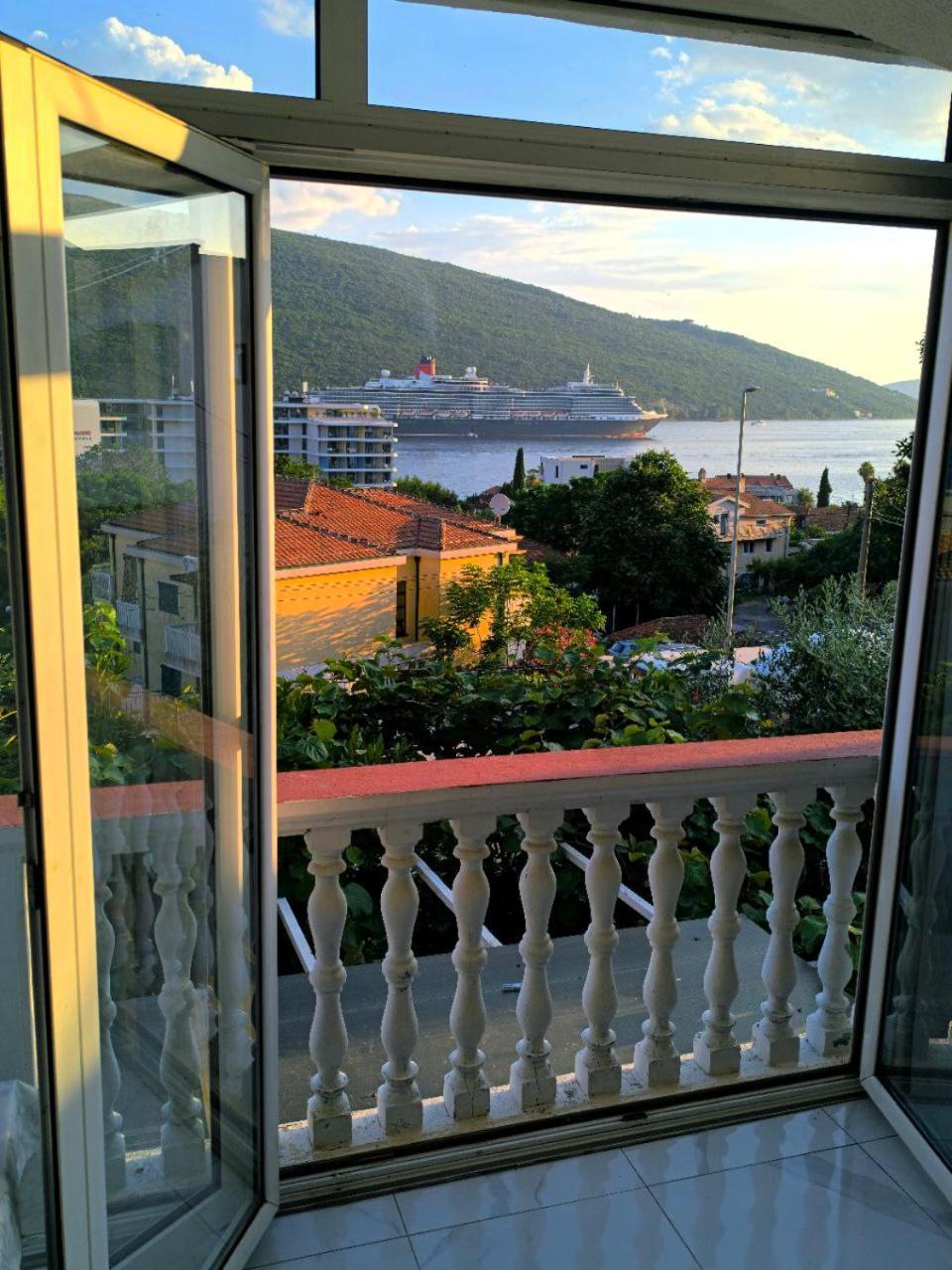 Herceg Novi Great Apartments Kumbor Exterior photo